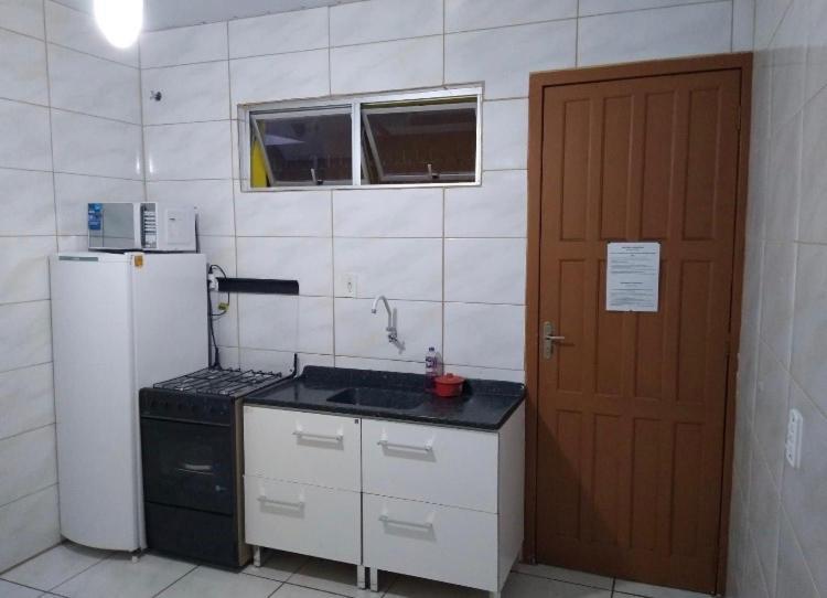 Pousada Residencial Elimar ฟลอเรียนอโปลิส ภายนอก รูปภาพ